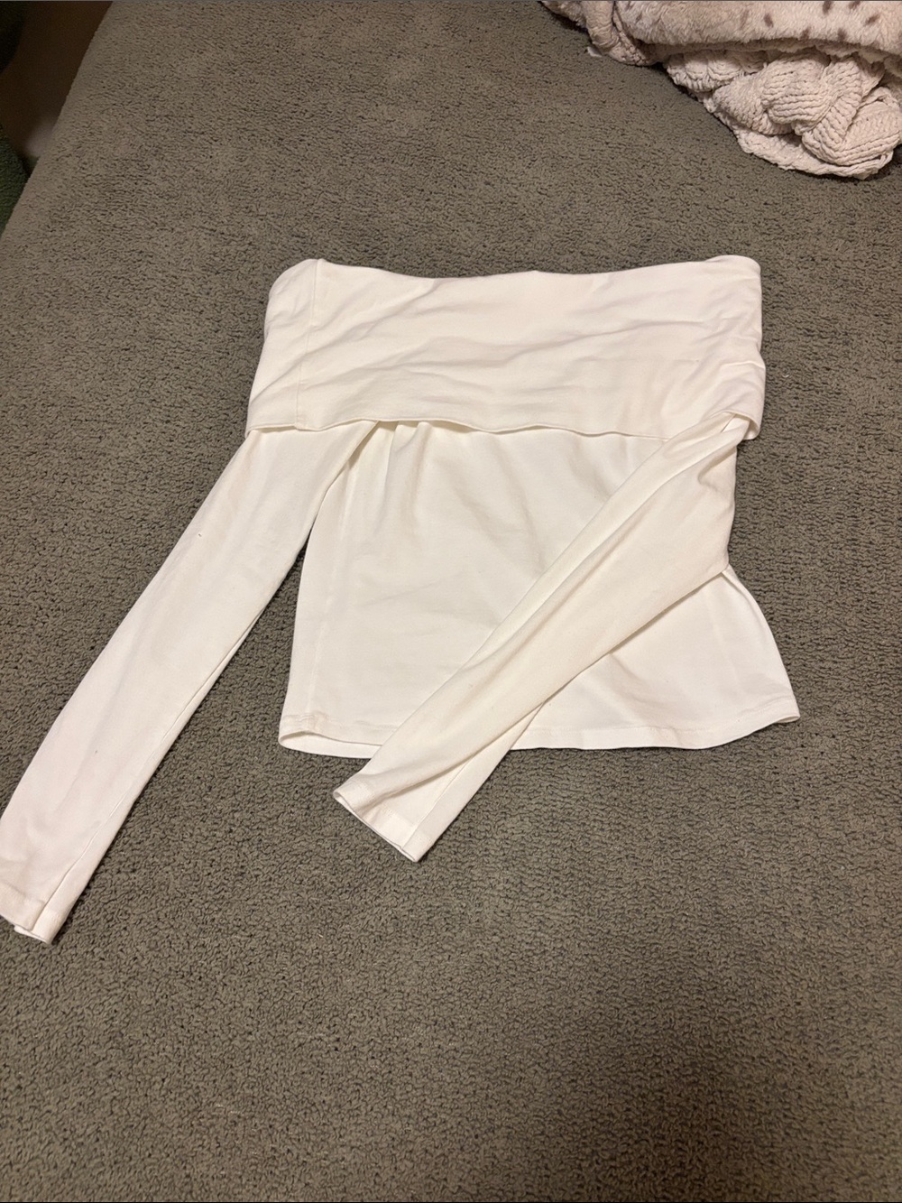 Brandy Melville Cream Off-Shoulder Top